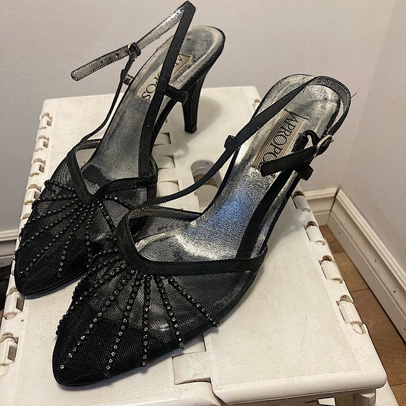 Black With Ankle Strap Beautiful Formal Dress Shoes Lace Low Heeled - Picture 2 of 10